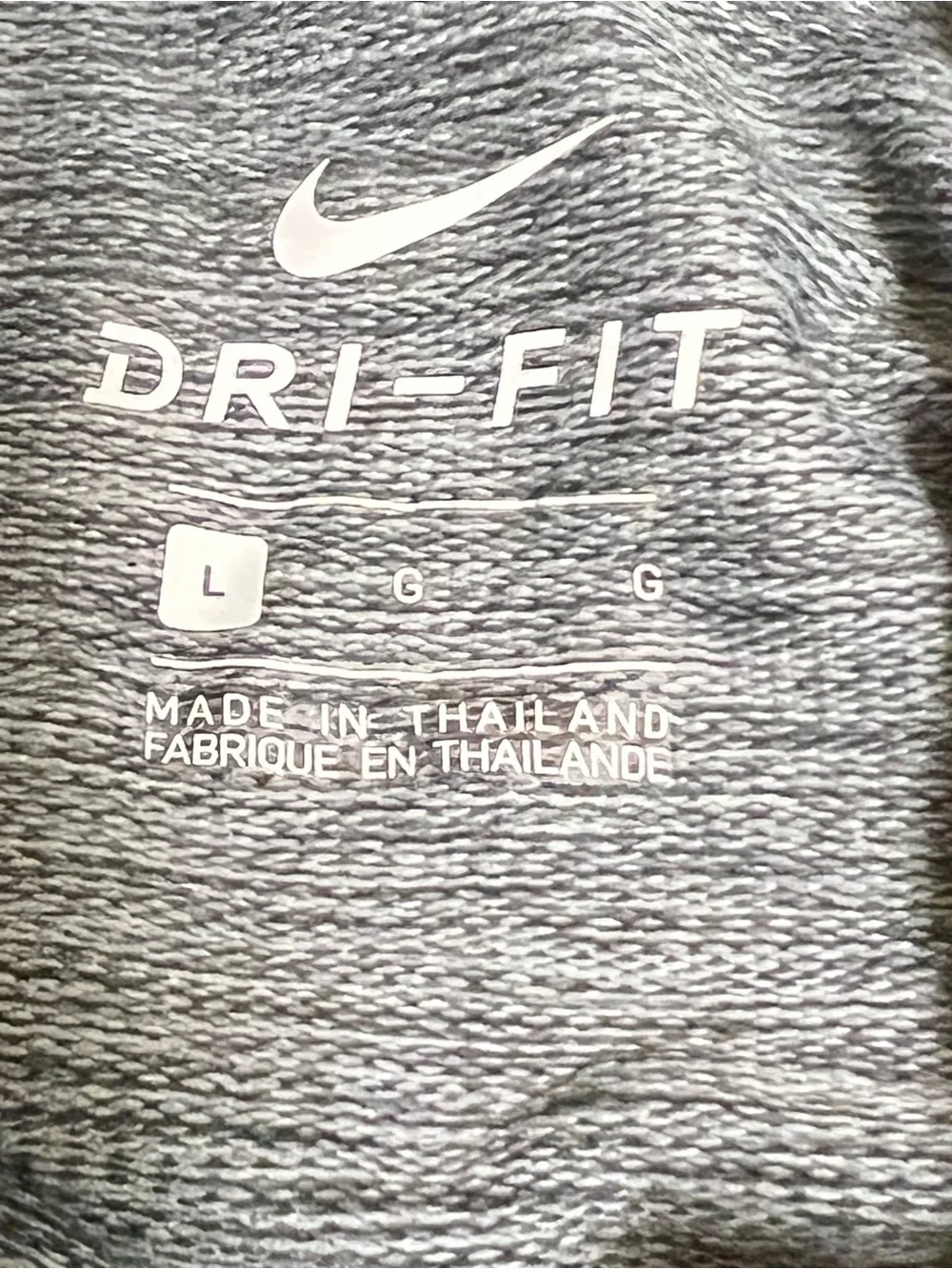 Nike Men’s Gray Dri-FIT 1/2 Zip Long Sleeve Pullover - Size Large - VGUC